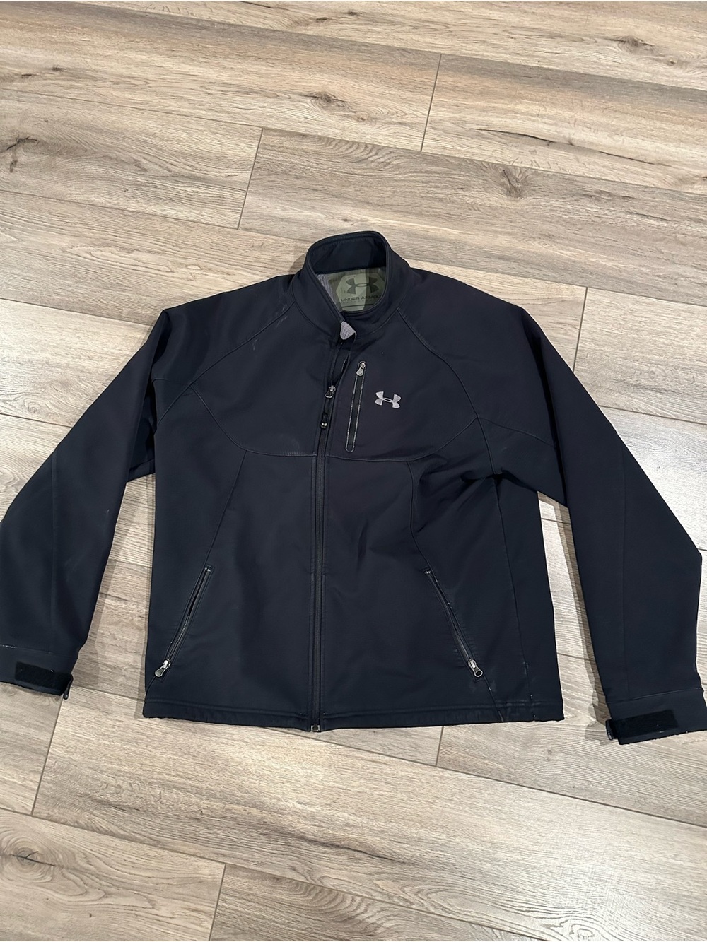 Under Armour Men's Black Full-Zip Softshell Jacket xl